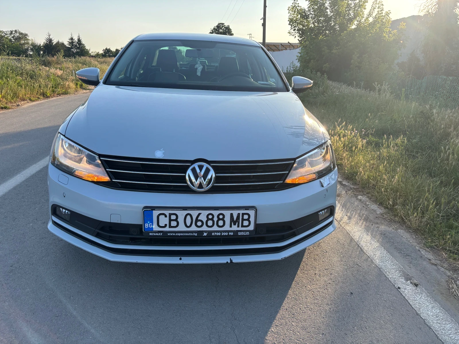 VW Jetta 1.4 TSI, снимка 4 - Автомобили и джипове - 54992612