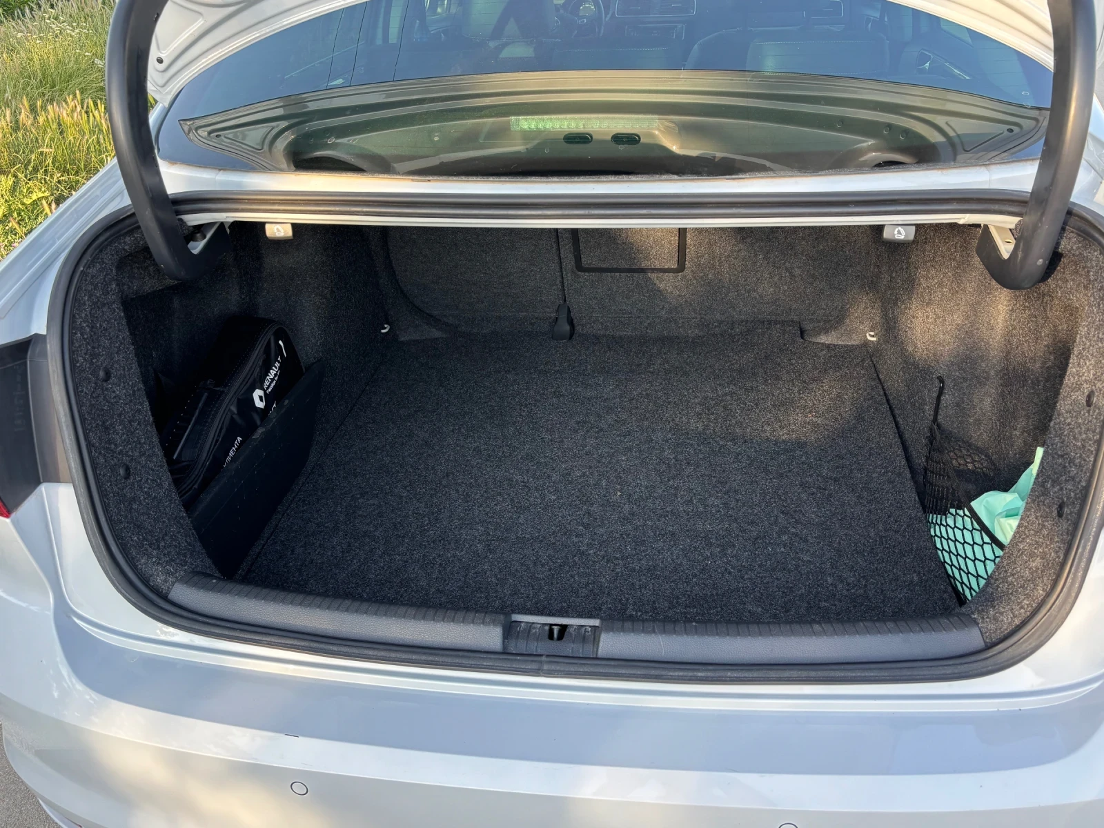 VW Jetta 1.4 TSI, снимка 14 - Автомобили и джипове - 54992612