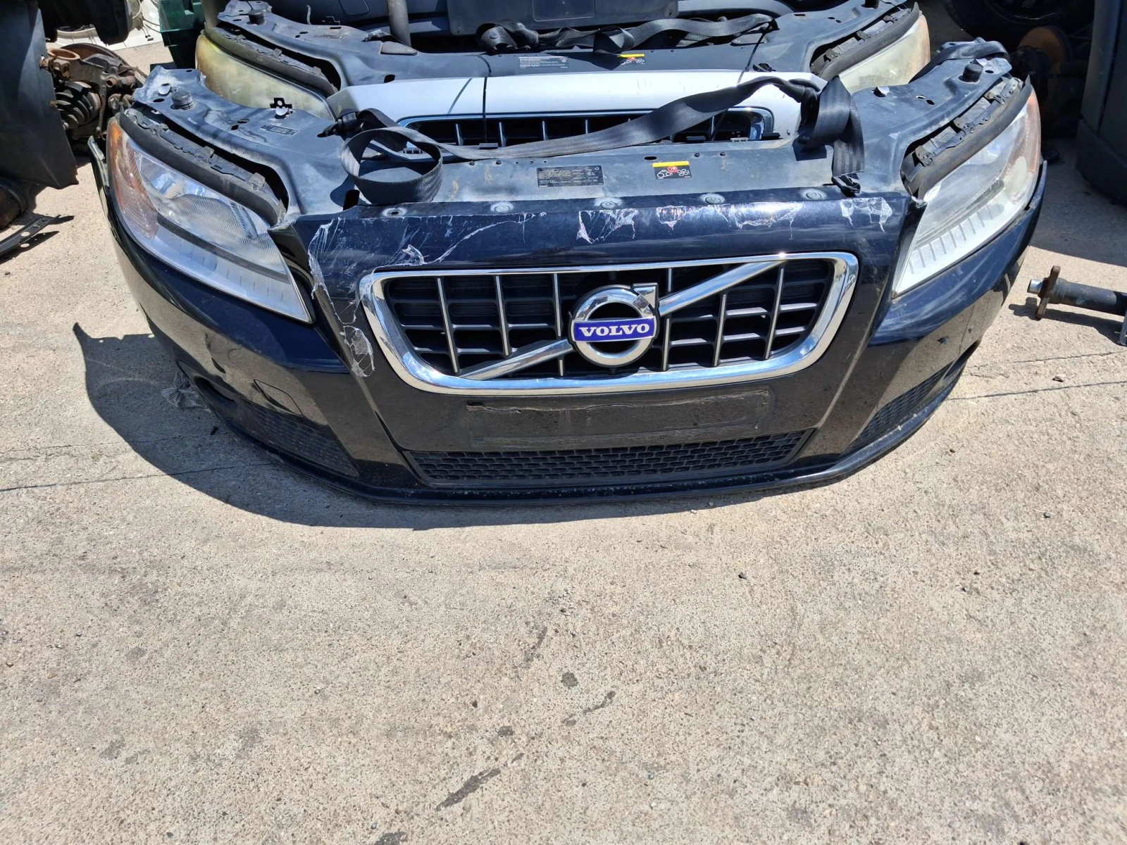 Volvo V70 2010, снимка 9 - Автомобили и джипове - 55191219