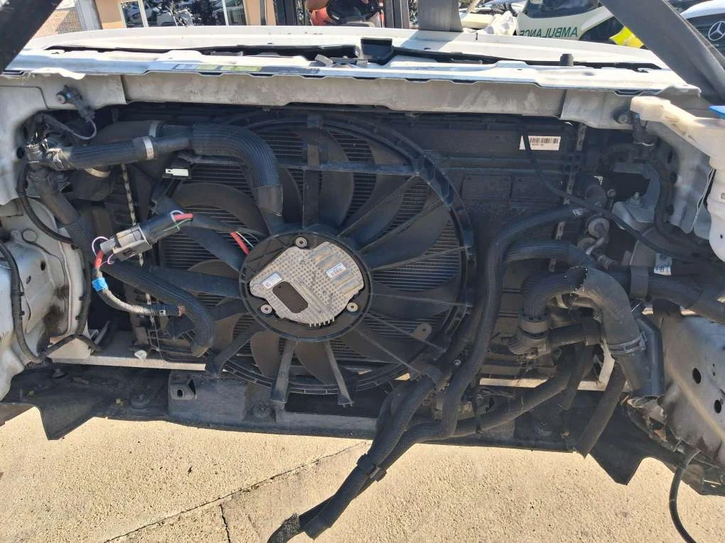 Volvo V70 2010, снимка 11 - Автомобили и джипове - 55191219