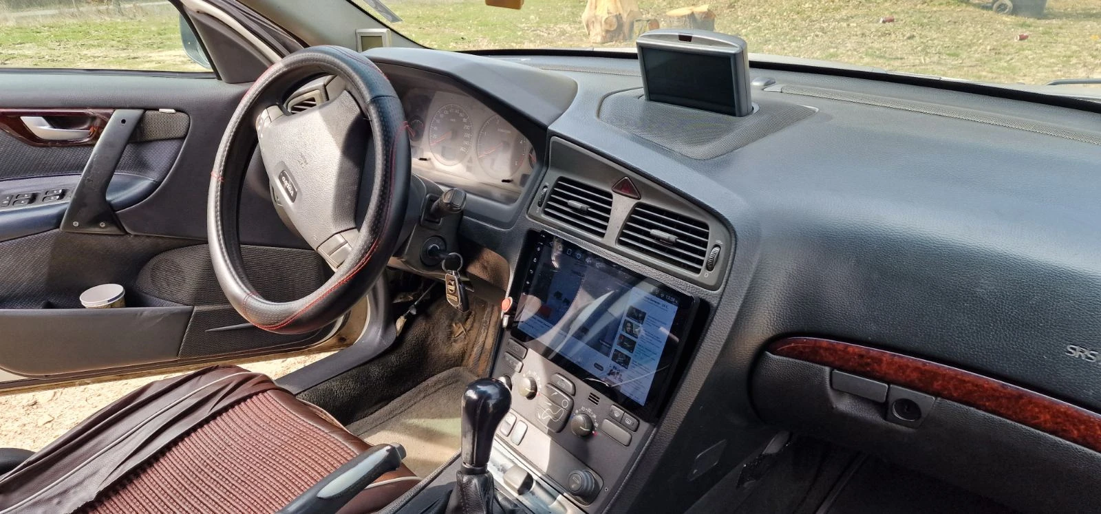 Volvo S60 2.4, снимка 7 - Автомобили и джипове - 55420299