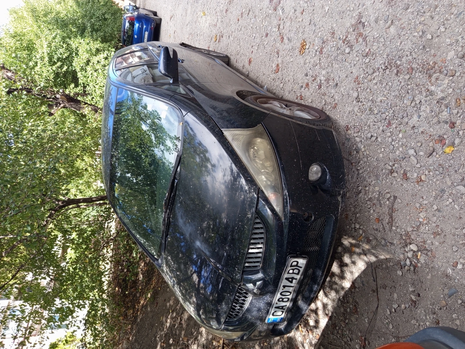 Mitsubishi Grandis 2000