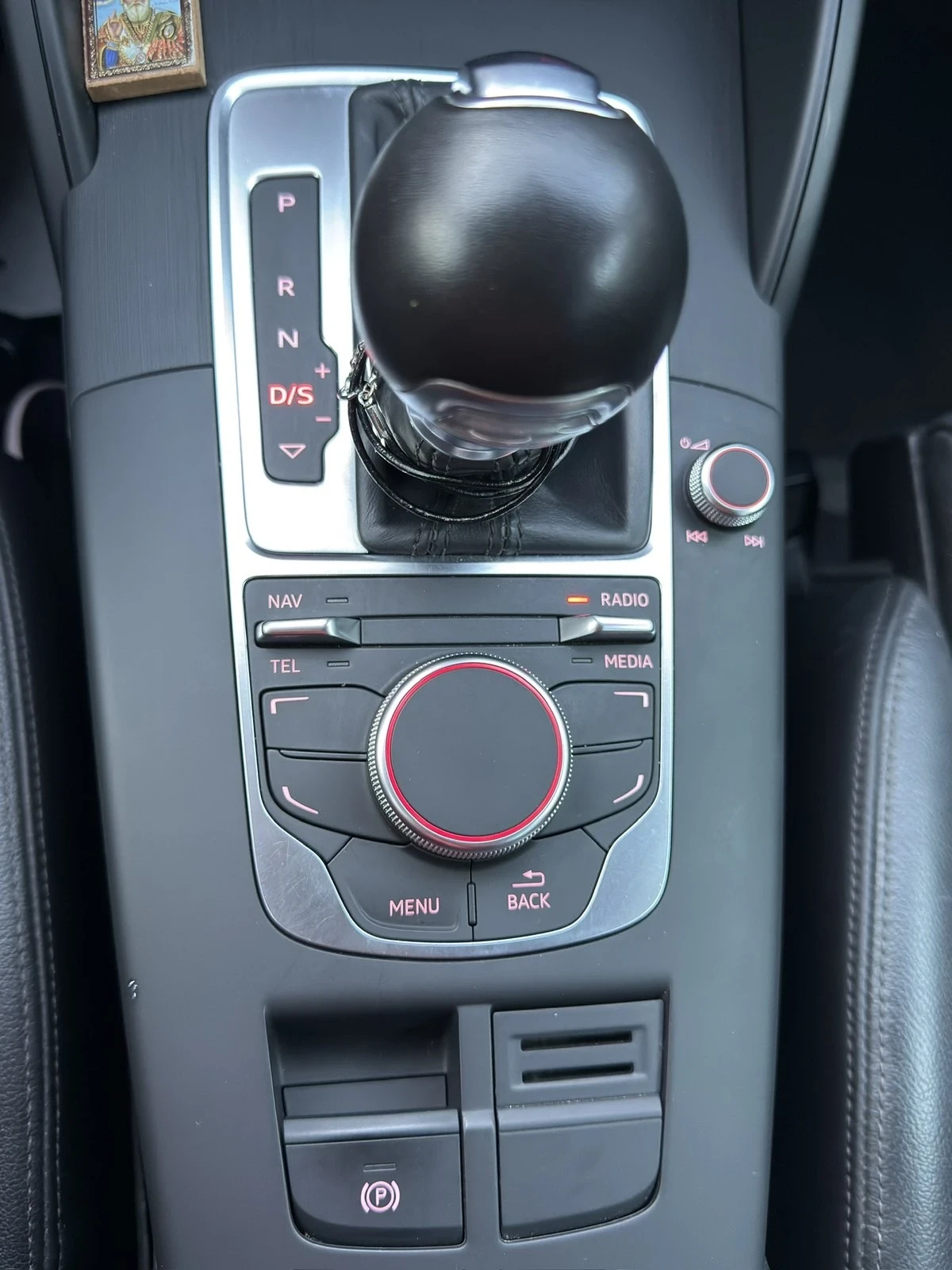 Audi A3 1.4 бензин/метан фабрично G-tron , снимка 8 - Автомобили и джипове - 55663729