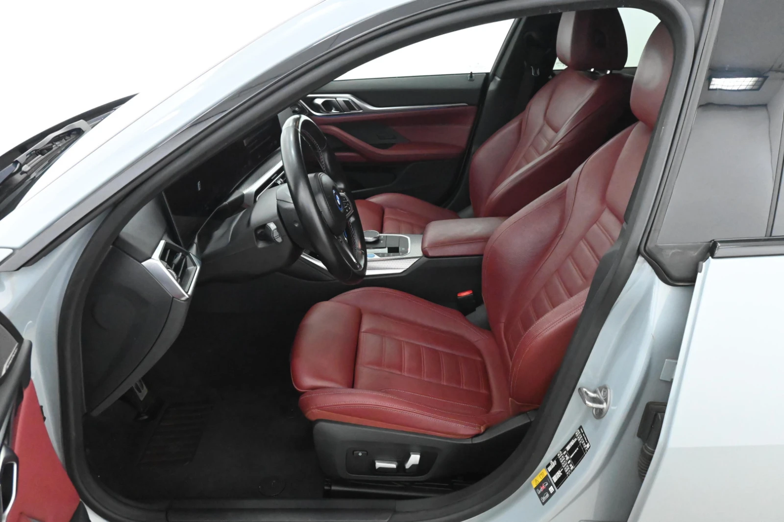 BMW i4 M-Sport, laser-LED Harman 544к.с., снимка 9 - Автомобили и джипове - 55937779
