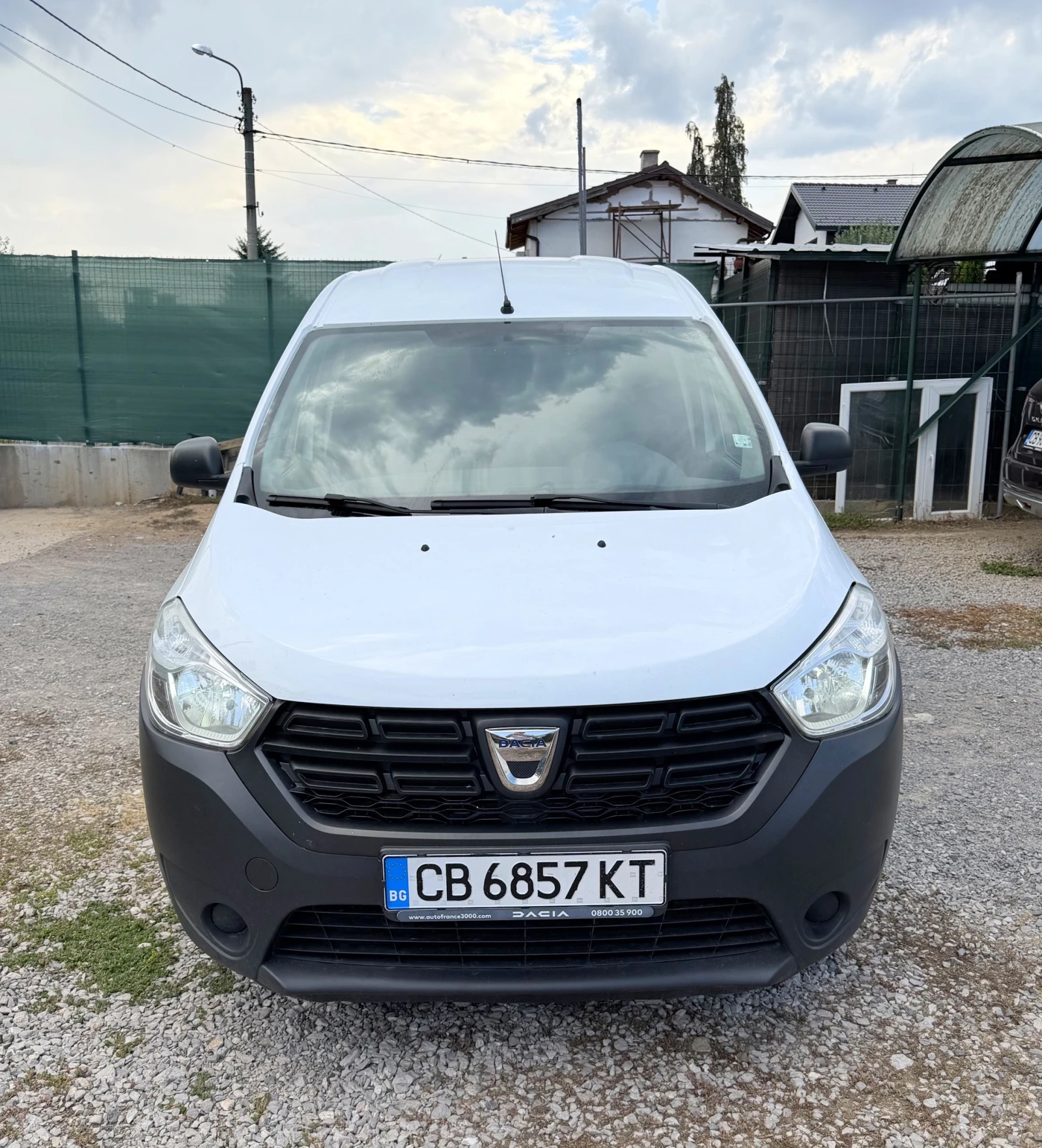 Dacia Dokker 1.5 Dci, снимка 4 - Автомобили и джипове - 56322895