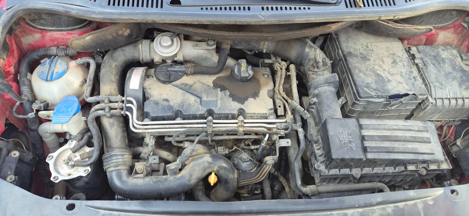 VW Caddy, снимка 9 - Автомобили и джипове - 56593126