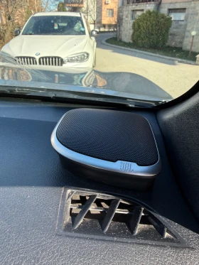 Toyota Hilux ТОП 2.8 D4D 204 коня JBL - 39999 € / 78231.24 лв. - 10276261 17