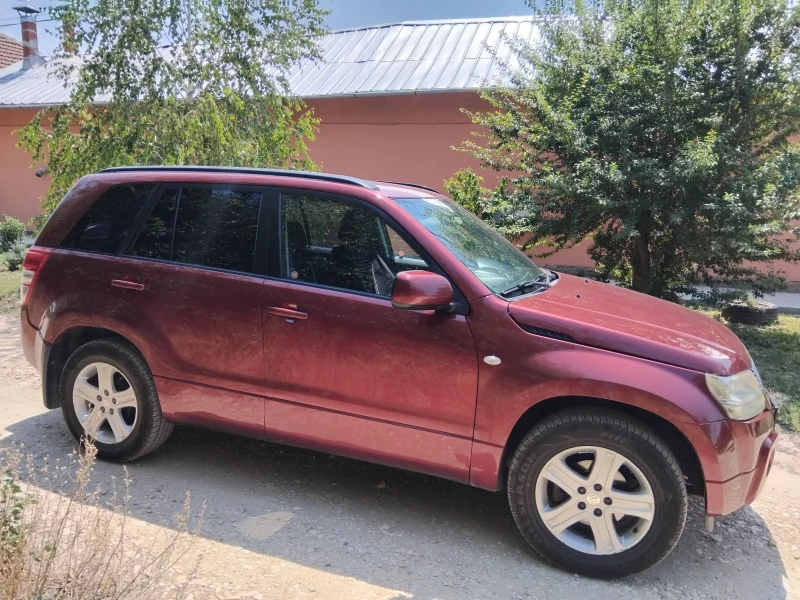 Suzuki Grand vitara 2, 0i, Lpg, снимка 8 - Автомобили и джипове - 53009344