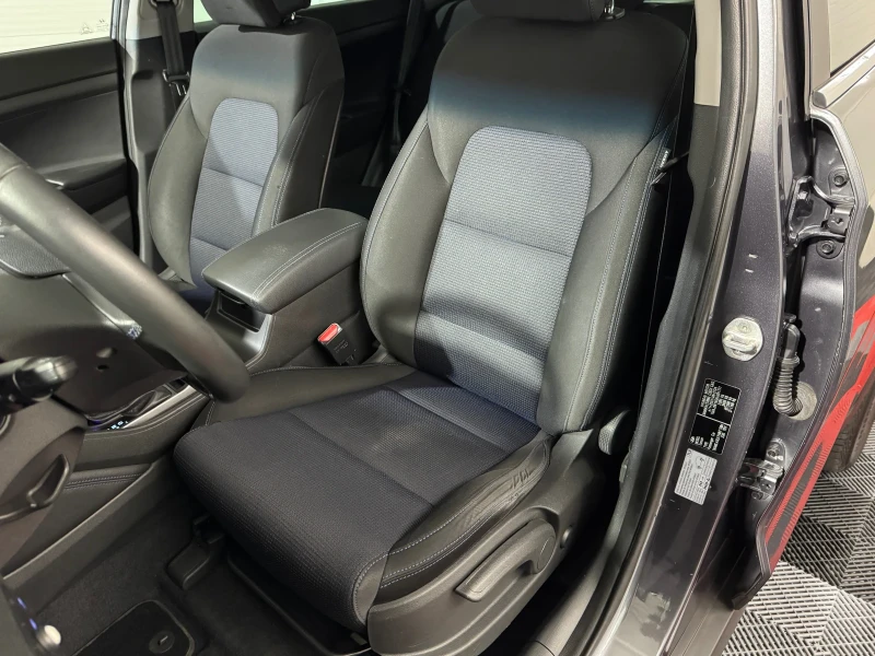 Hyundai Tucson 1.7 CRDI  X POSSIBLE - AUTOMATIC - 144.000 km!, снимка 15 - Автомобили и джипове - 52712701