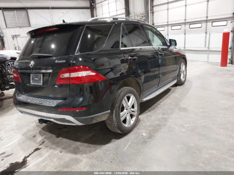 Mercedes-Benz ML 350 3.5L V-6 DI, DOHC, VVT, 302HP All Wheel Drive, снимка 10 - Автомобили и джипове - 53214923