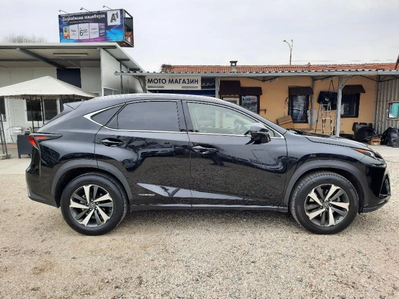 Lexus NX 300h, снимка 7 - Автомобили и джипове - 36121552