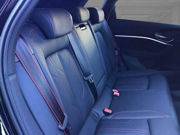 Audi Q8 e-Tron Sportback 55 = Black Optic Plus = �������� | Mobile.bg � ����������� 9