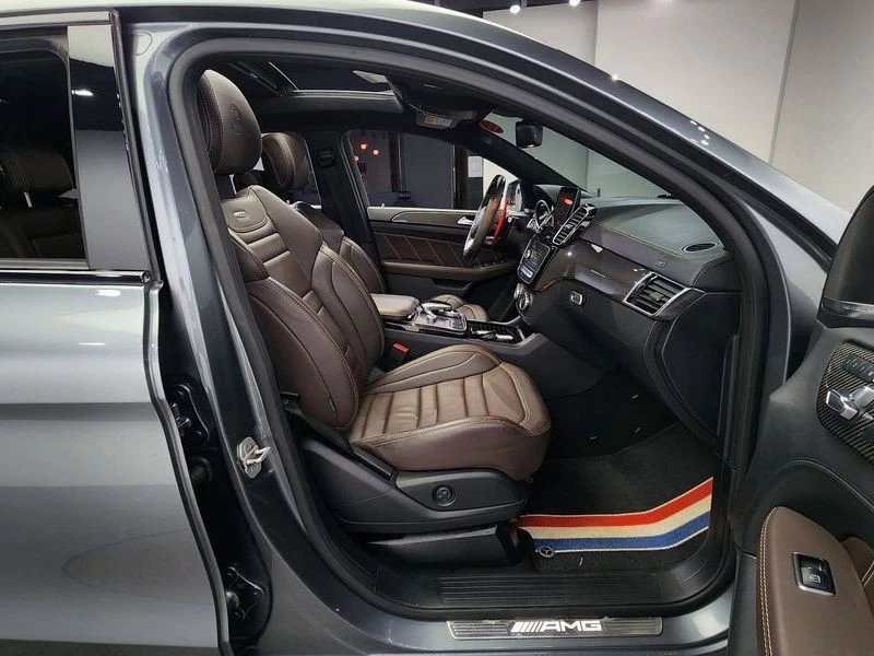 Mercedes-Benz GLE 4MATIC* HARMAN KARDON* DISTRONIC* 360* TV* PANO* , снимка 10 - Автомобили и джипове - 55336449
