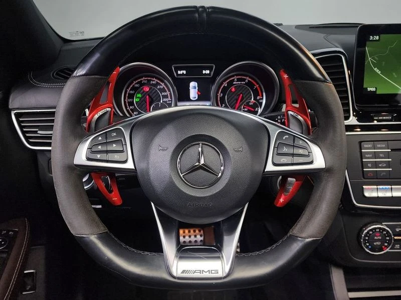 Mercedes-Benz GLE 4MATIC* HARMAN KARDON* DISTRONIC* 360* TV* PANO* , снимка 11 - Автомобили и джипове - 55336449