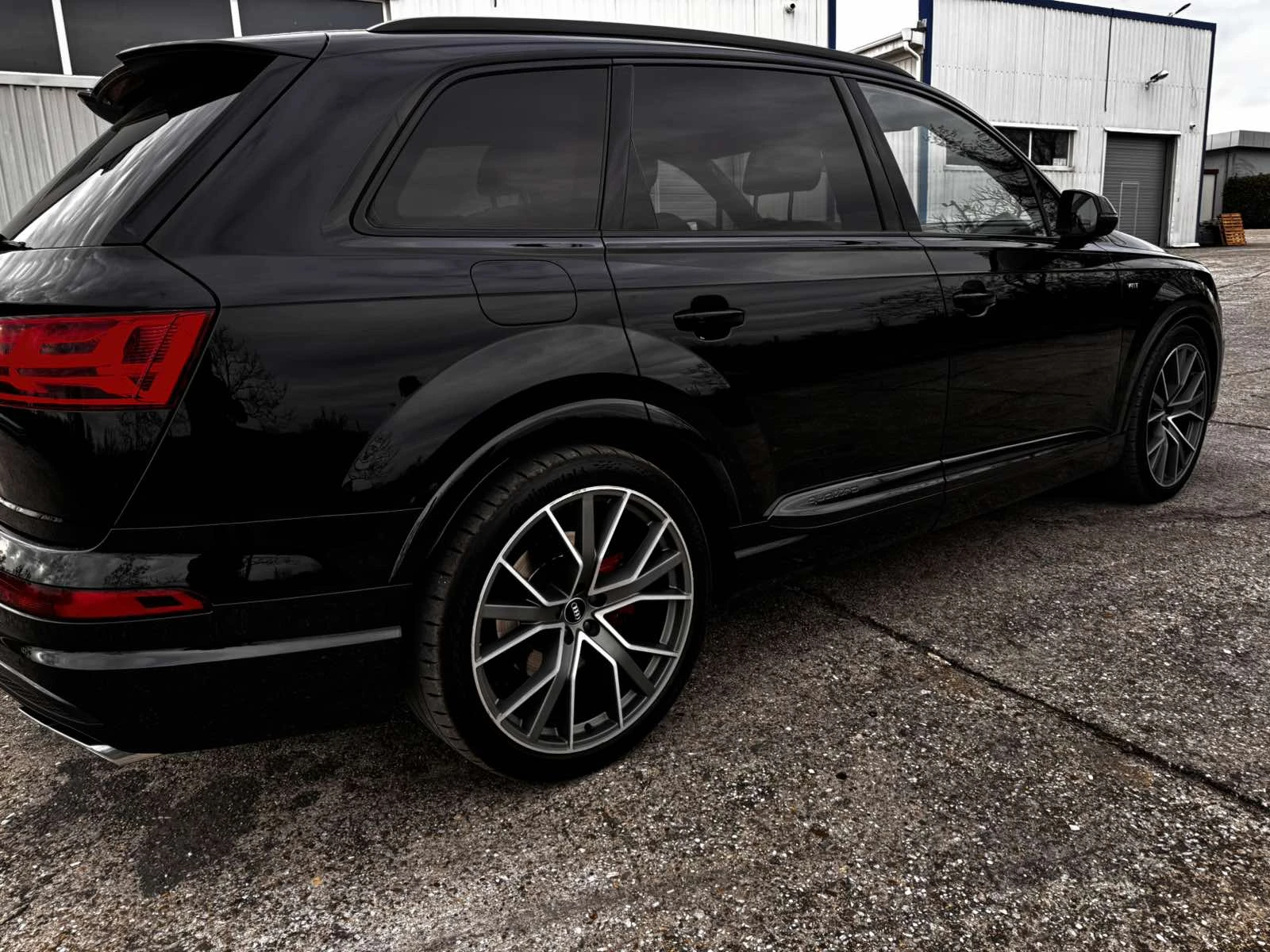 Audi SQ7  - изображение 2