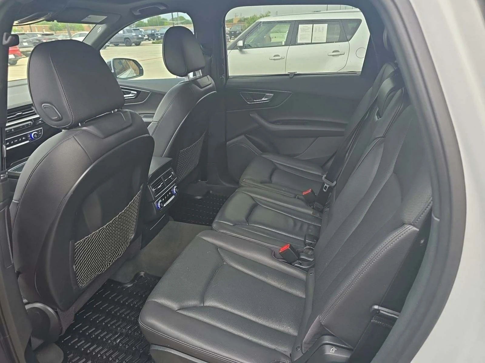 Audi Q7 3.0T Premium Plus - изображение 9
