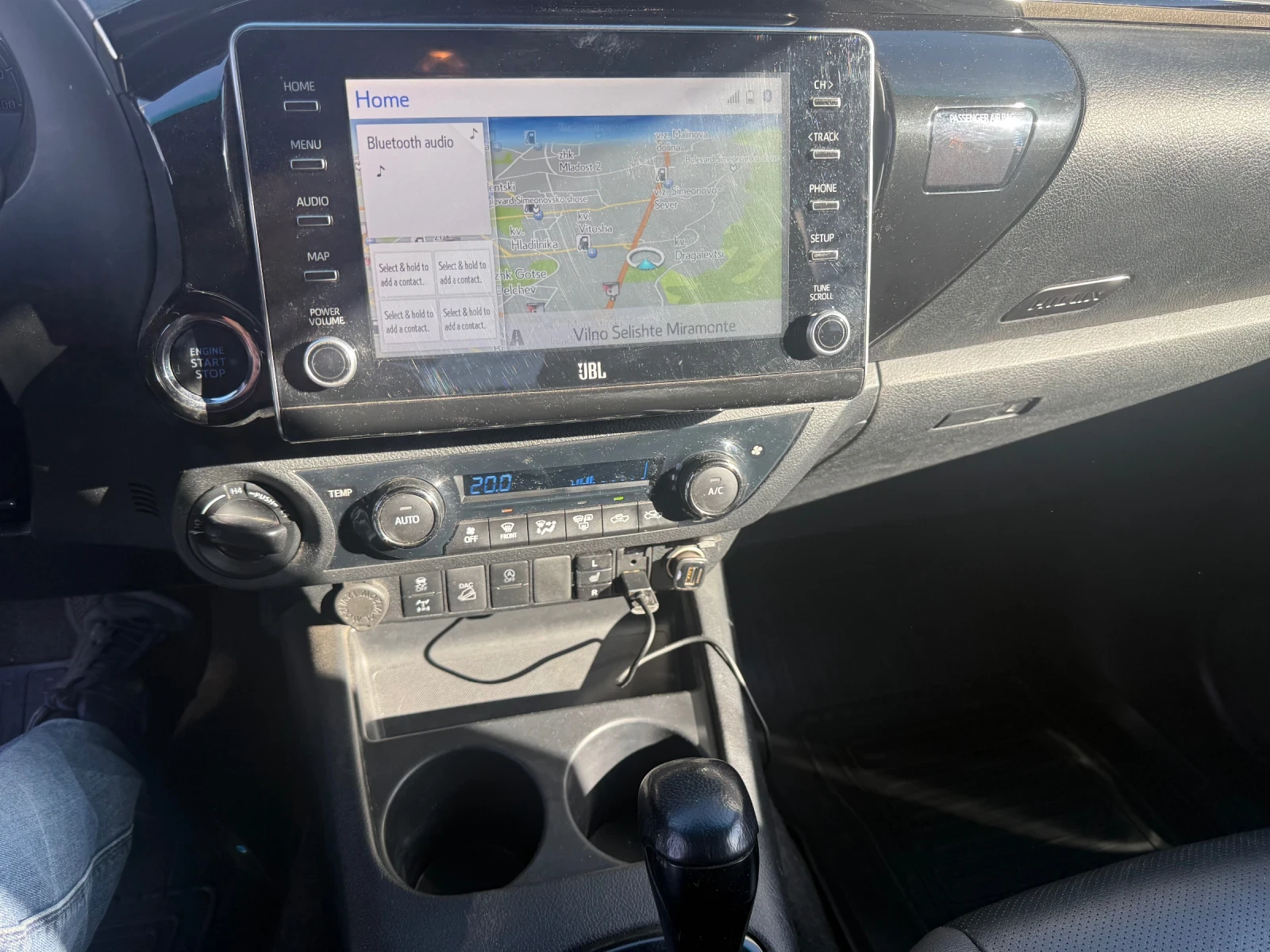 Toyota Hilux ТОП 2.8 D4D 204 коня JBL, снимка 13 - Автомобили и джипове - 53829815