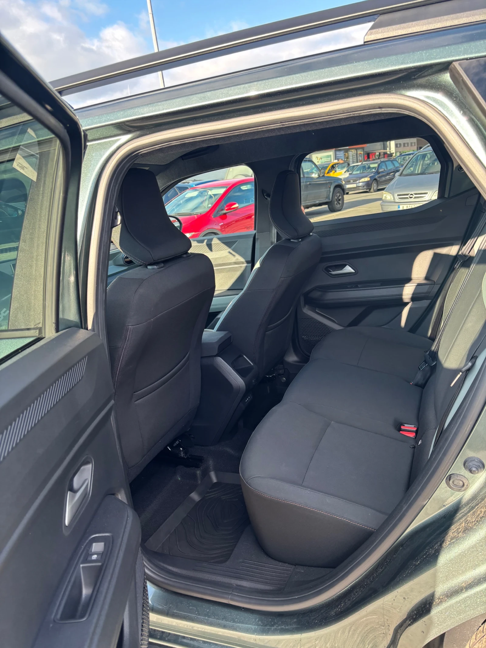 Dacia Duster Eco-g 100, снимка 4 - Автомобили и джипове - 53922009