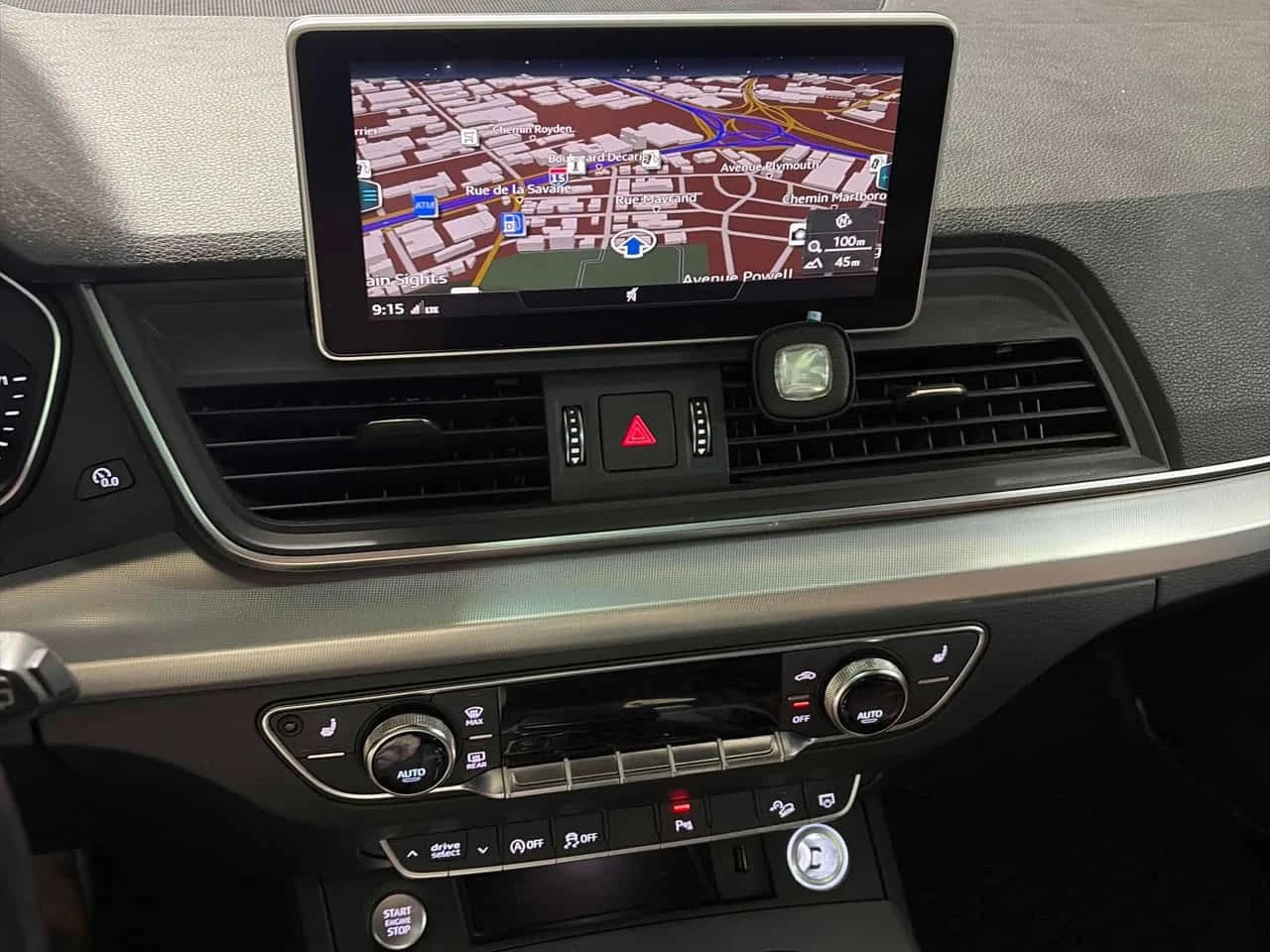 Audi Q5 Technik/ПАНОРАМА/ДИСТРОНИК/360/BANG & OLUFSEN, снимка 9 - Автомобили и джипове - 54599256
