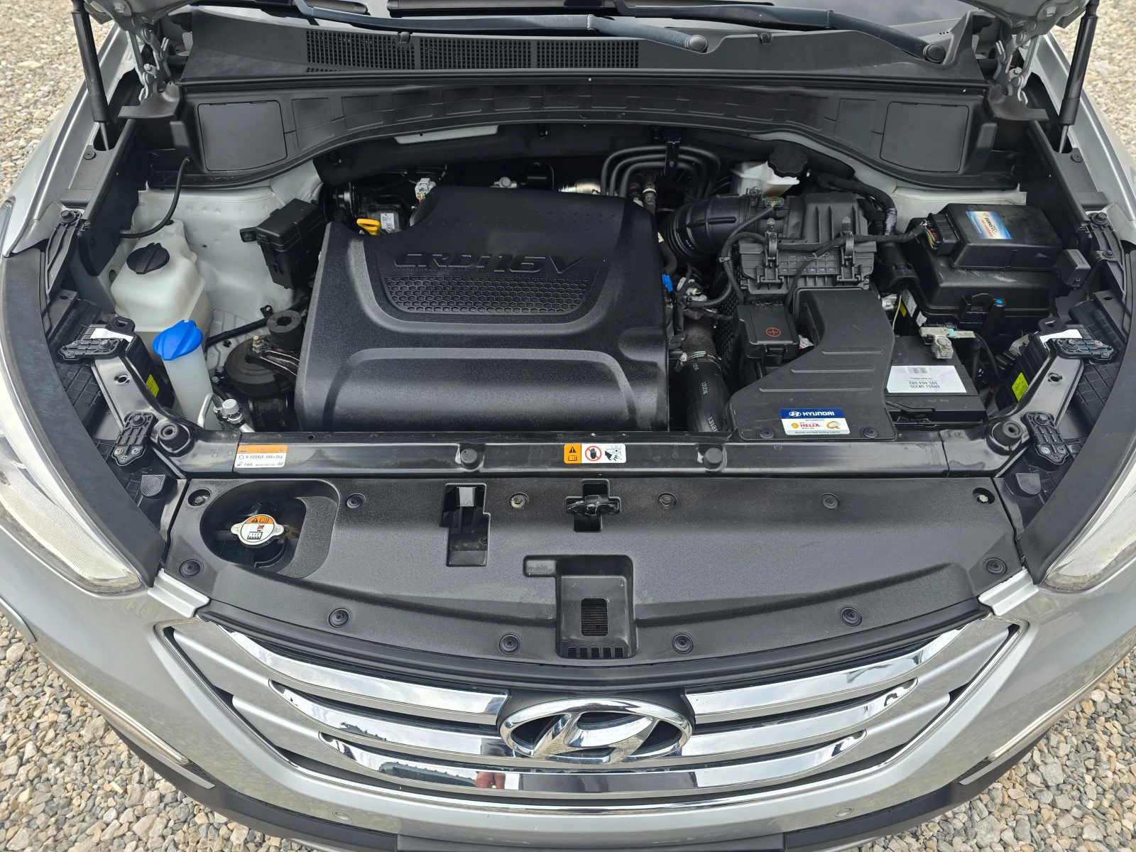 Hyundai Santa fe 2.2CRDI 4WD ! ! РЕАЛНИ КИЛОМЕТРИ , снимка 16 - Автомобили и джипове - 54861861