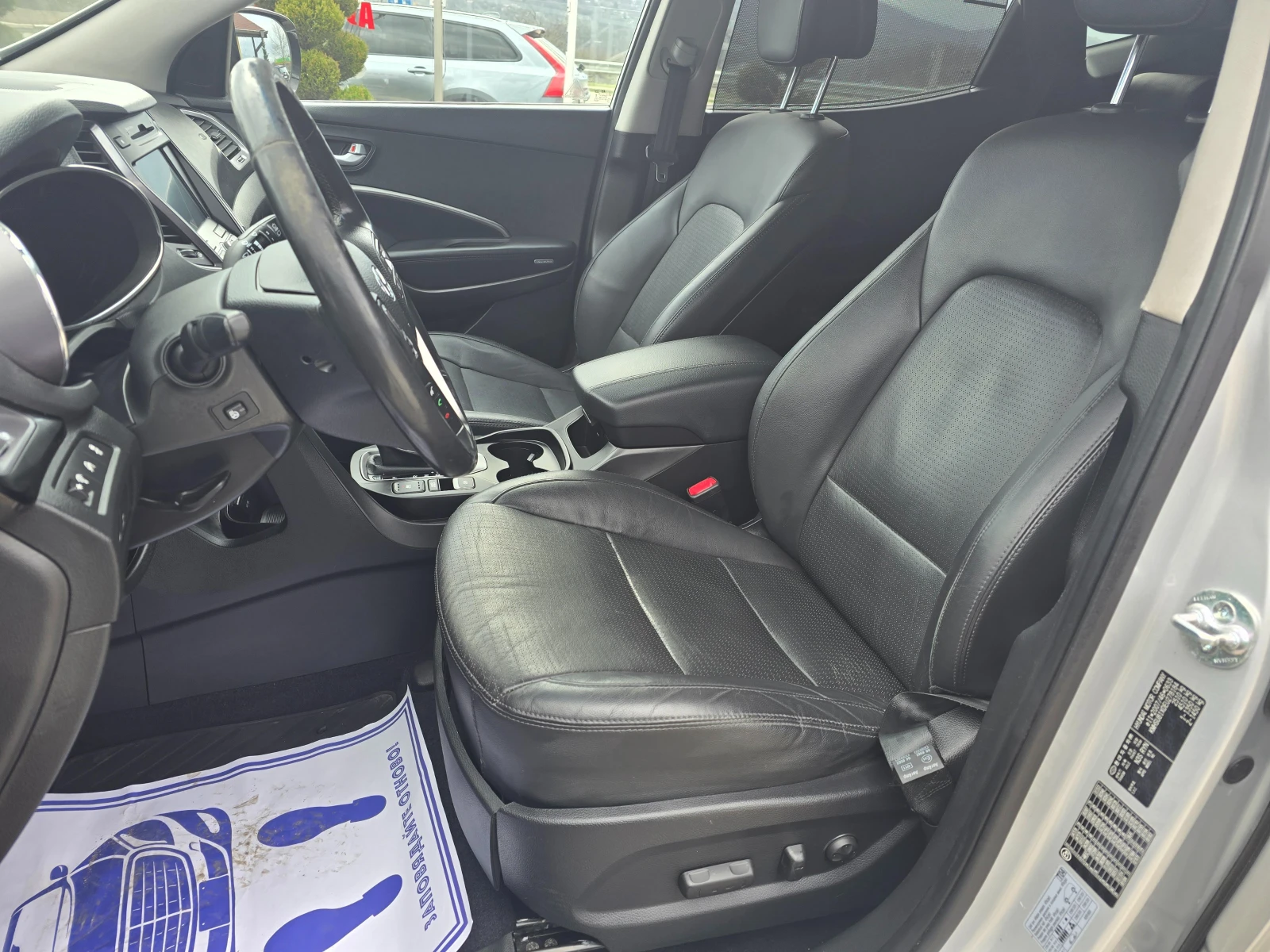 Hyundai Santa fe 2.2CRDI 4WD ! ! РЕАЛНИ КИЛОМЕТРИ , снимка 13 - Автомобили и джипове - 54861861