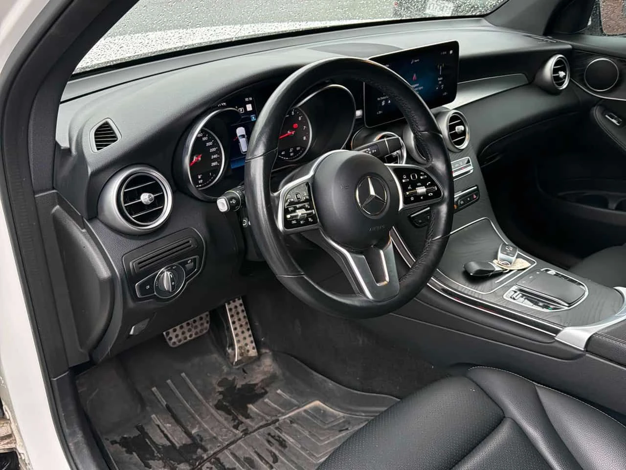 Mercedes-Benz GLC 300 4MATIC/ПАНОРАМА/ПОДГРЕВИ, снимка 7 - Автомобили и джипове - 55008384