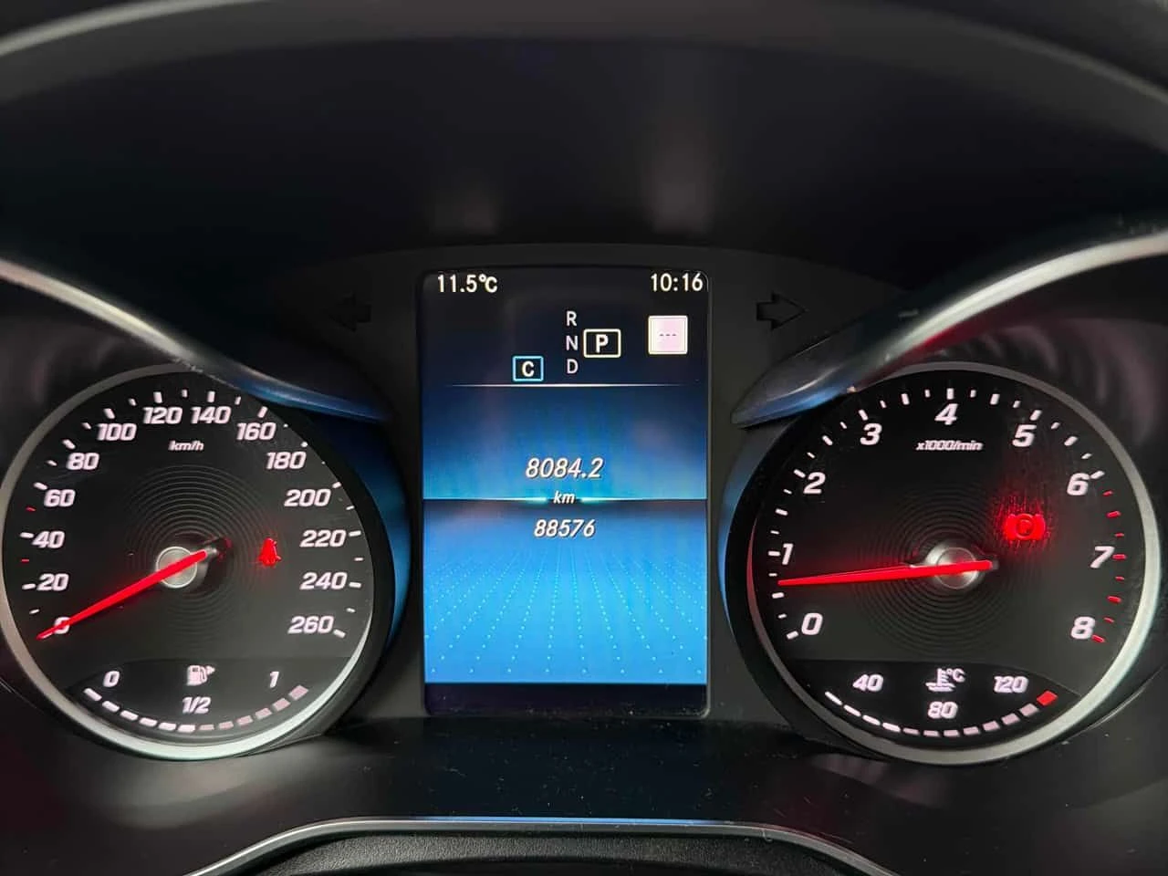 Mercedes-Benz GLC 300 4MATIC/ПАНОРАМА/ПОДГРЕВИ, снимка 8 - Автомобили и джипове - 55008384