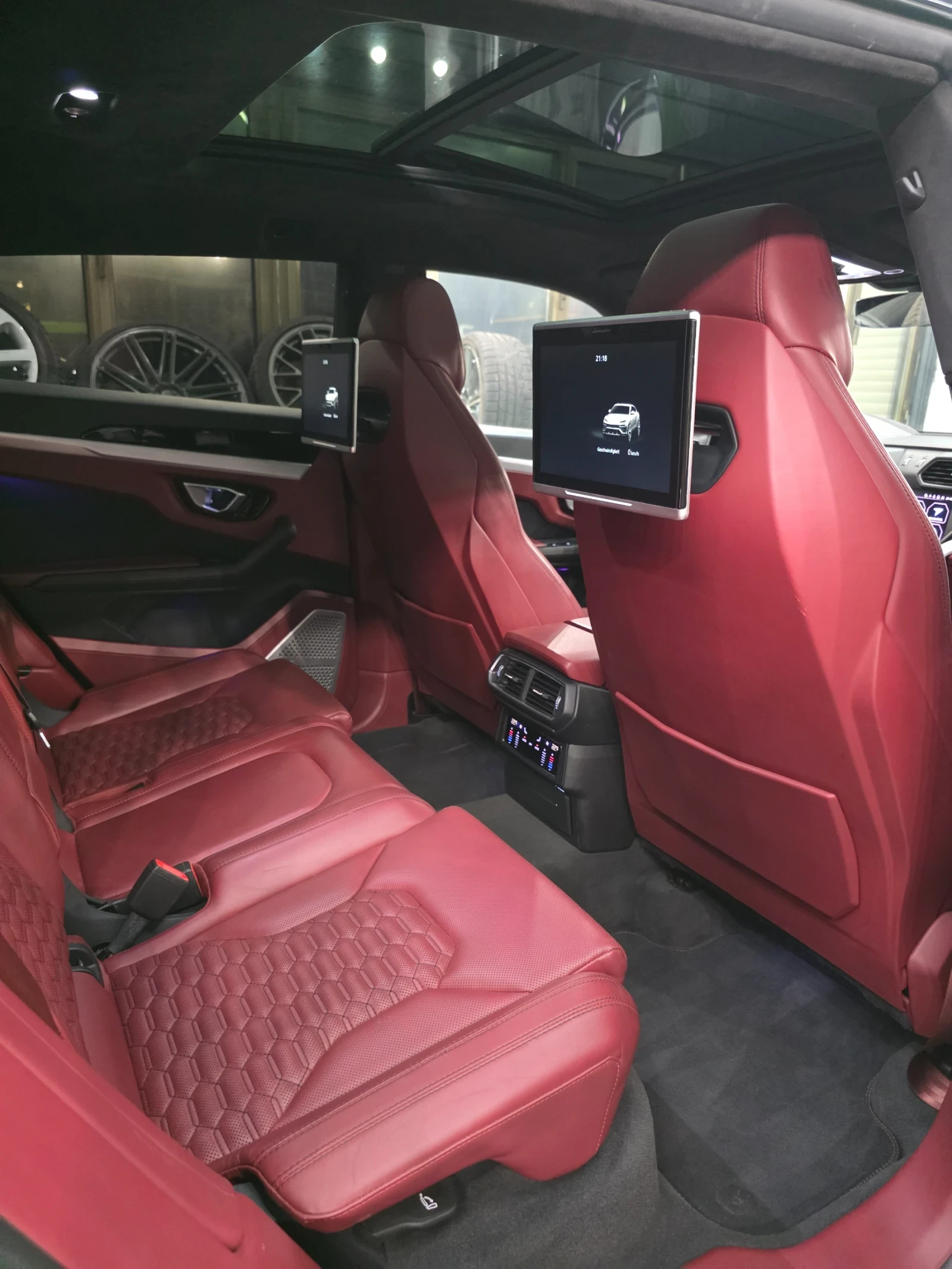 Lamborghini Urus, снимка 13 - Автомобили и джипове - 55033166