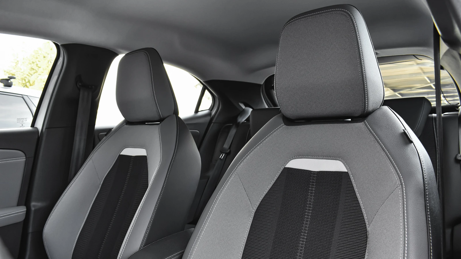 Opel Mokka e-Elegance 50 kWh, снимка 10 - Автомобили и джипове - 55044975