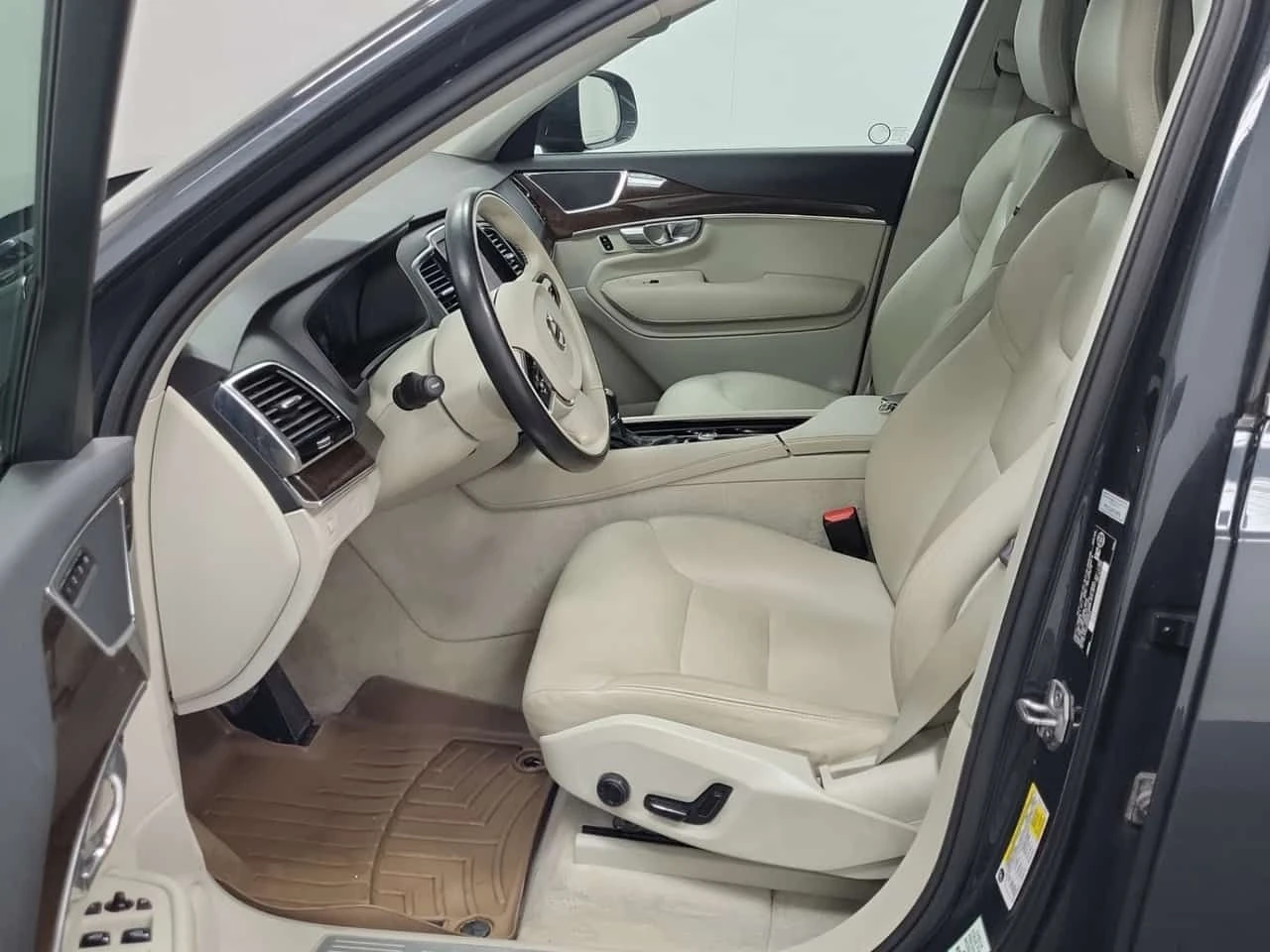 Volvo Xc90 T6 MOMENTUM /CARFAX/ПАМЕТ/ПАНОРАМА/ПОДГРЕВ, снимка 5 - Автомобили и джипове - 55270476