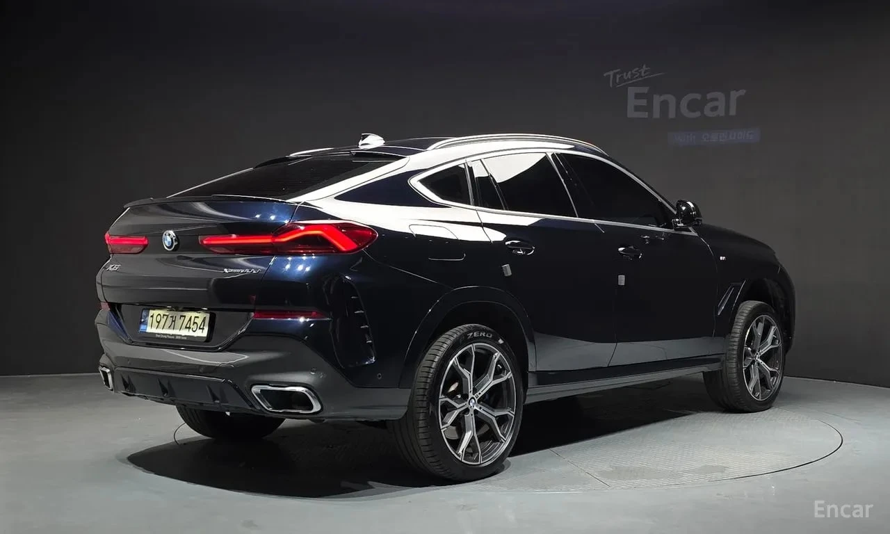 BMW X6 * xDrive30d M Sport * БЕЗ ПЪРВОНАЧАЛНА ВНОСКА, снимка 2 - Автомобили и джипове - 56118328