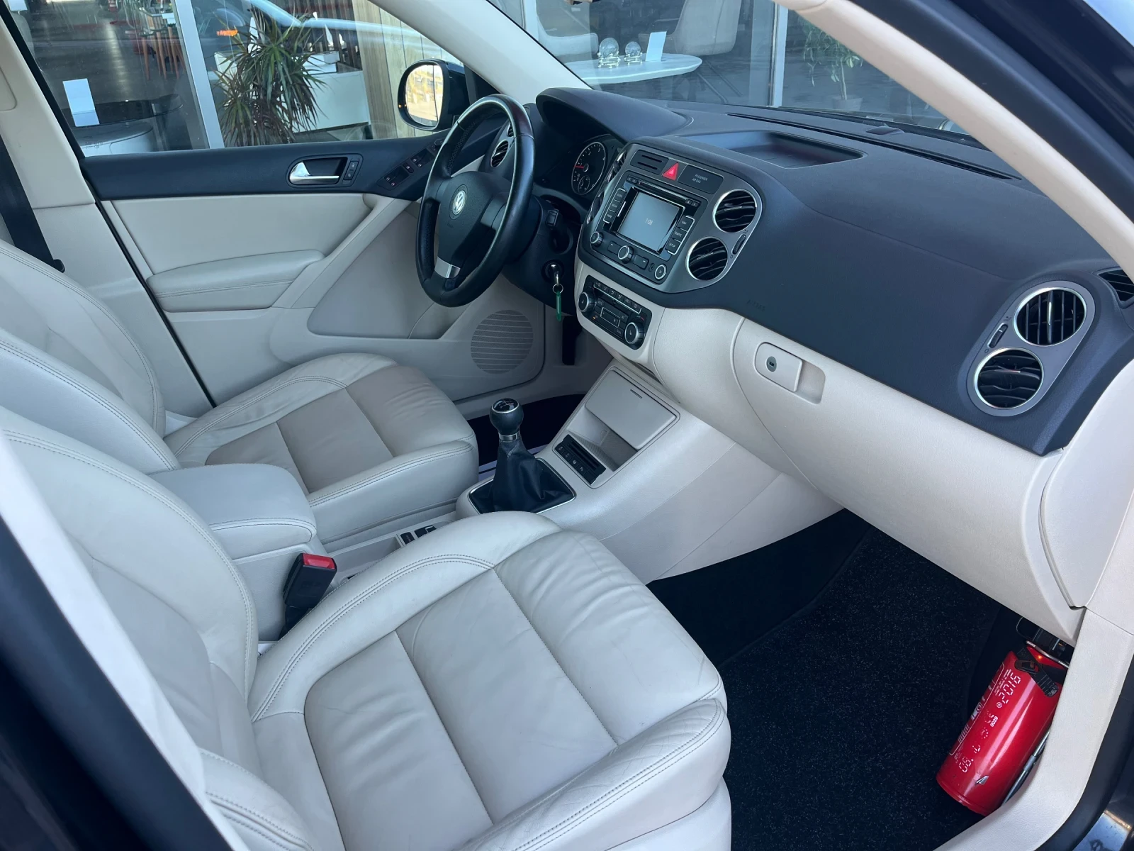 VW Tiguan 2.0TDI/����/������� | Mobile.bg � ����������� 8