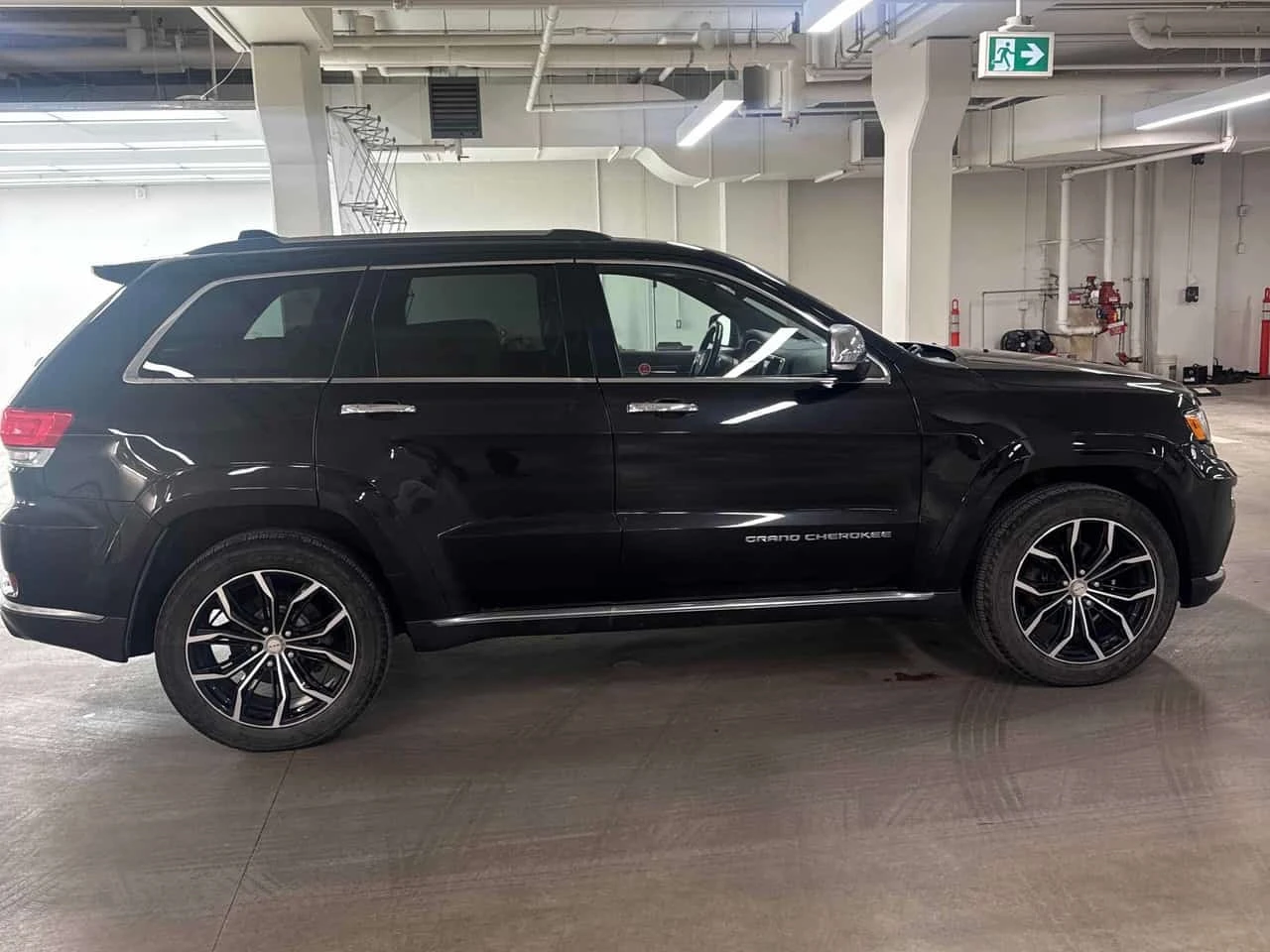 Jeep Grand cherokee * Summit * CARFAX * ����� �� ����������� | Mobile.bg � ����������� 3