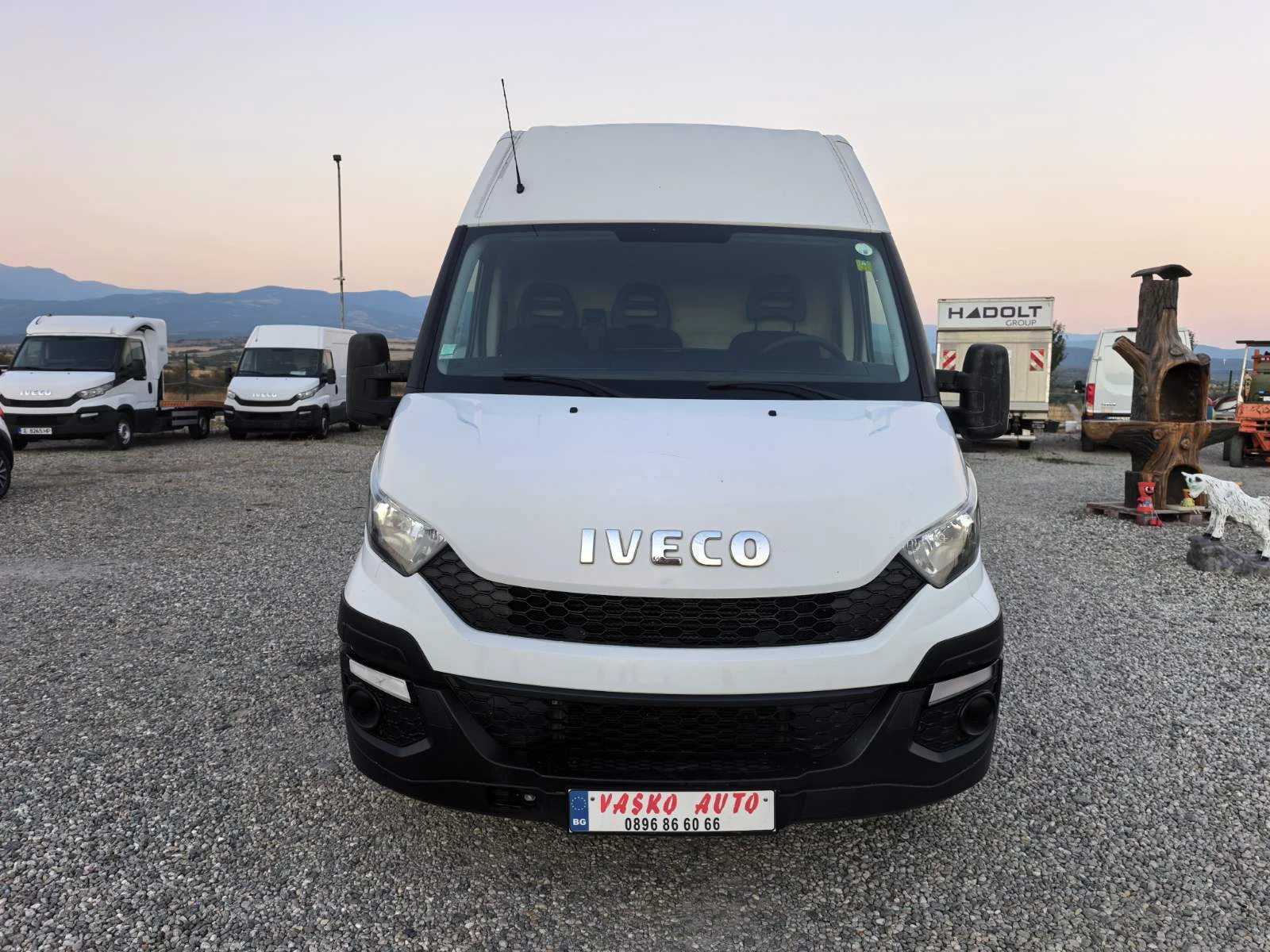 Iveco Daily 35S13 2.3, снимка 2 - Бусове и автобуси - 55792438