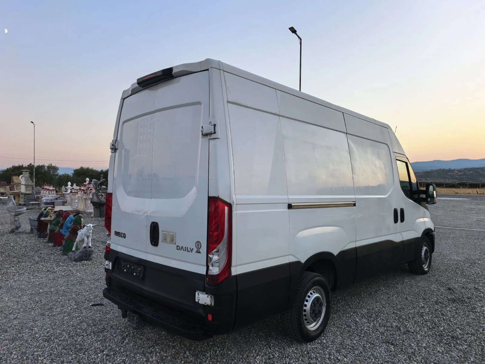 Iveco Daily 35S13 2.3, снимка 6 - Бусове и автобуси - 55792438
