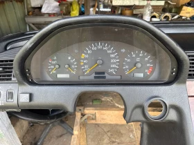 Арматурно табло за Mercedez Benz C180 , снимка 2