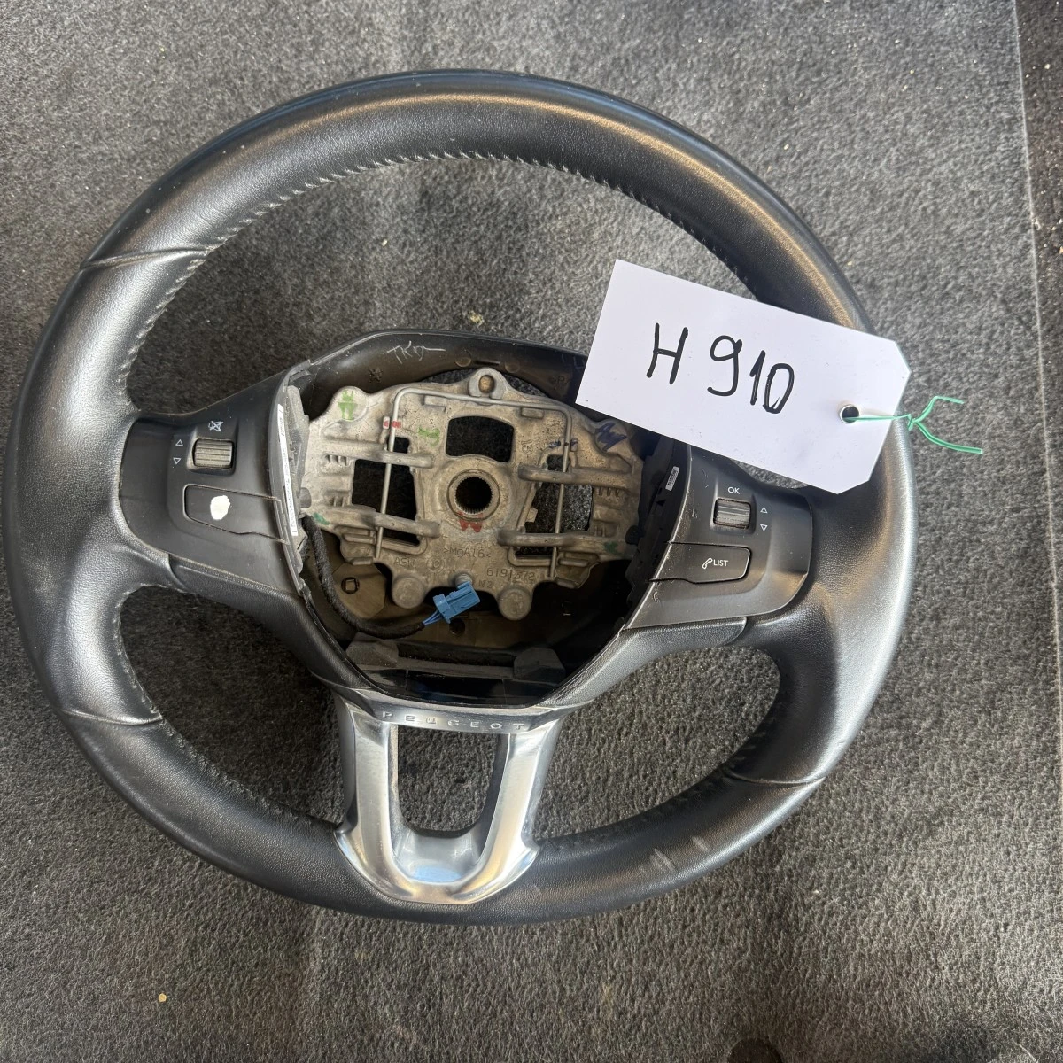 ���������� �� Peugeot 2008 Peugeot 208 Peugeot 308 96750123ZD ��� 910 | Mobile.bg � ����������� 1