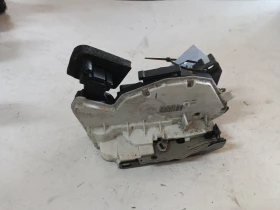 ����� �� �������� �� ����� (����� �����) 5E0839016 Skoda Octavia