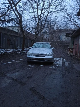Mercedes-Benz C 220, снимка 1