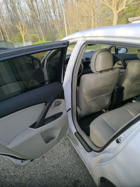 Toyota Avensis, снимка 8