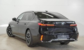 BMW 740 d xDrive = M-Sport= Carbon Interior Гаранция, снимка 2