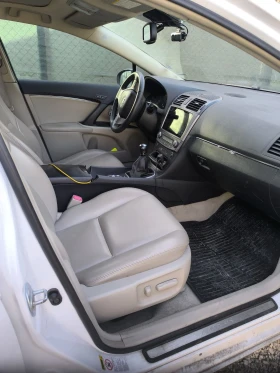 Toyota Avensis - 8300 € / 16233.39 лв. - 15035369 13
