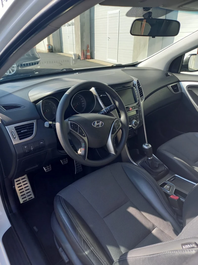 Hyundai I30, снимка 2 - Автомобили и джипове - 47640283