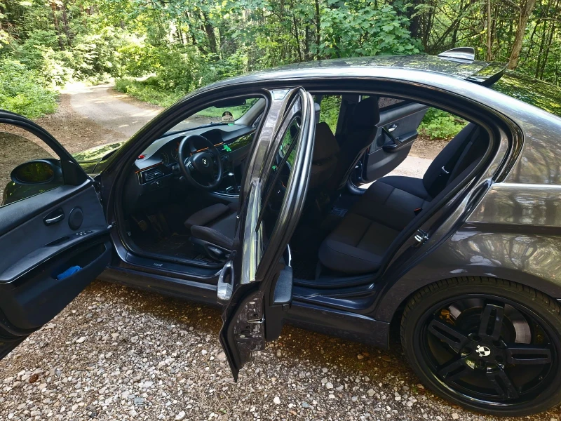 BMW 330 330i 258к.с ръчна скоростна кутия, снимка 13 - Автомобили и джипове - 52468248