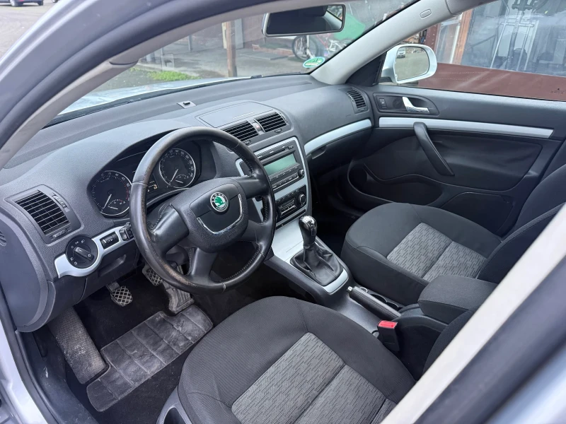 Skoda Octavia 1.9TDI, снимка 9 - Автомобили и джипове - 52678842