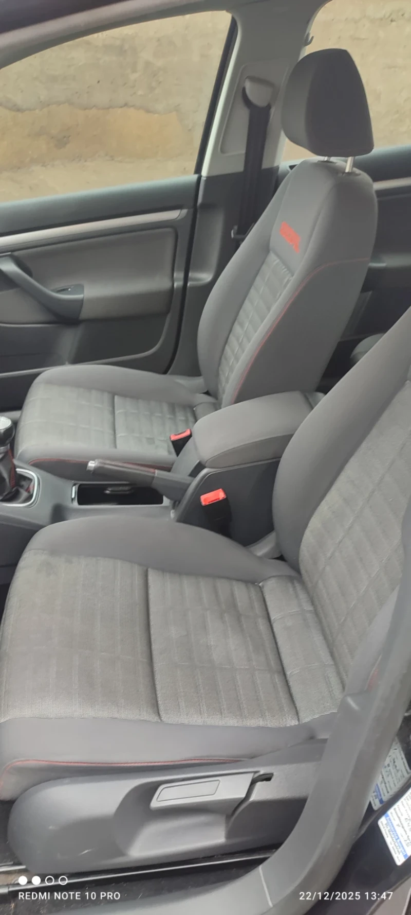 VW Golf 1.9 TDI, 105к.с., снимка 10 - Автомобили и джипове - 52881030