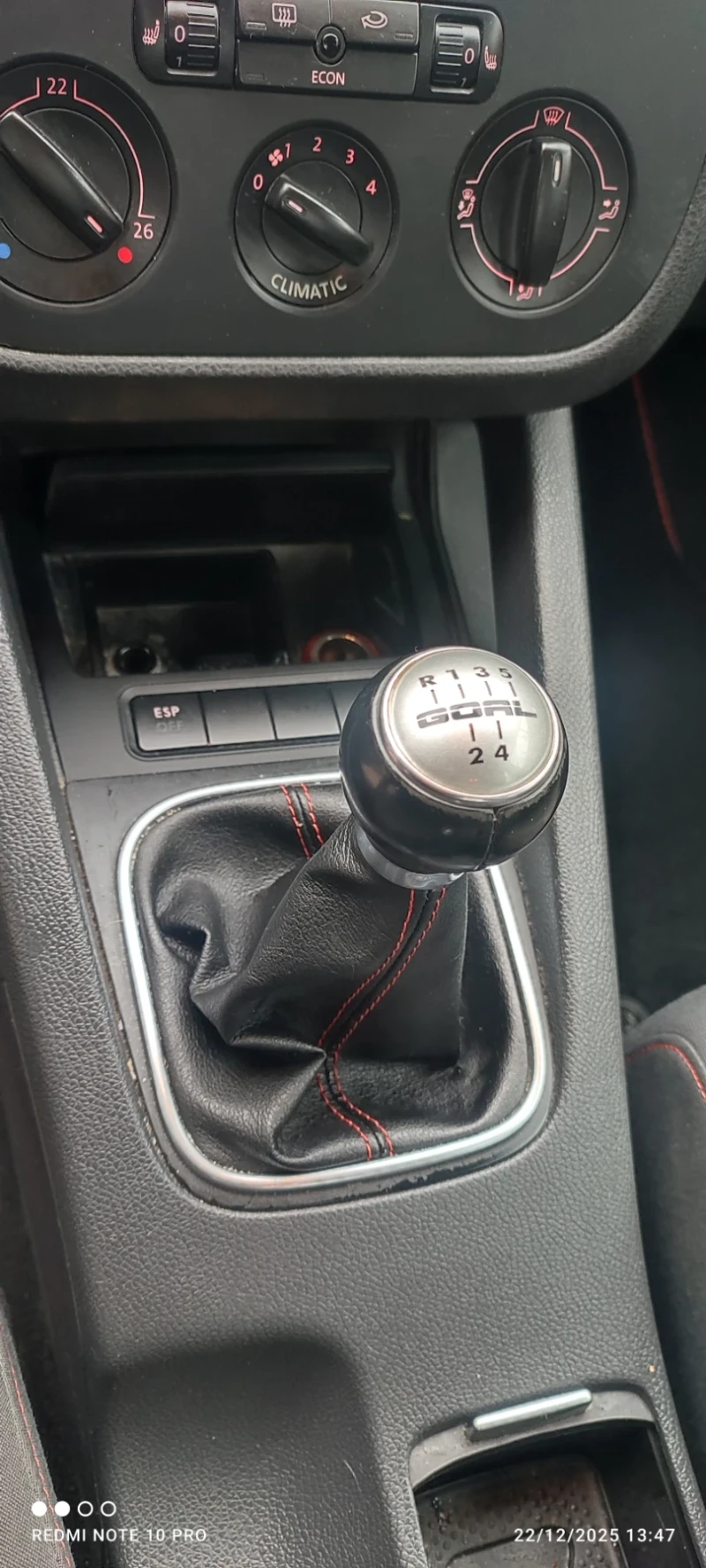 VW Golf 1.9 TDI, 105к.с., снимка 11 - Автомобили и джипове - 52881030