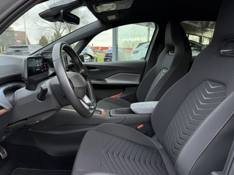 Cupra Born, снимка 8 - Автомобили и джипове - 52935641