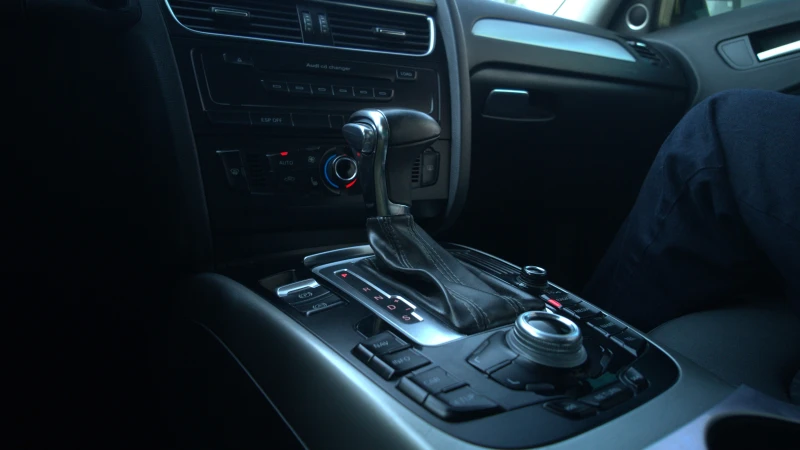 Audi A4  2.0 TDI , снимка 10 - Автомобили и джипове - 52939223