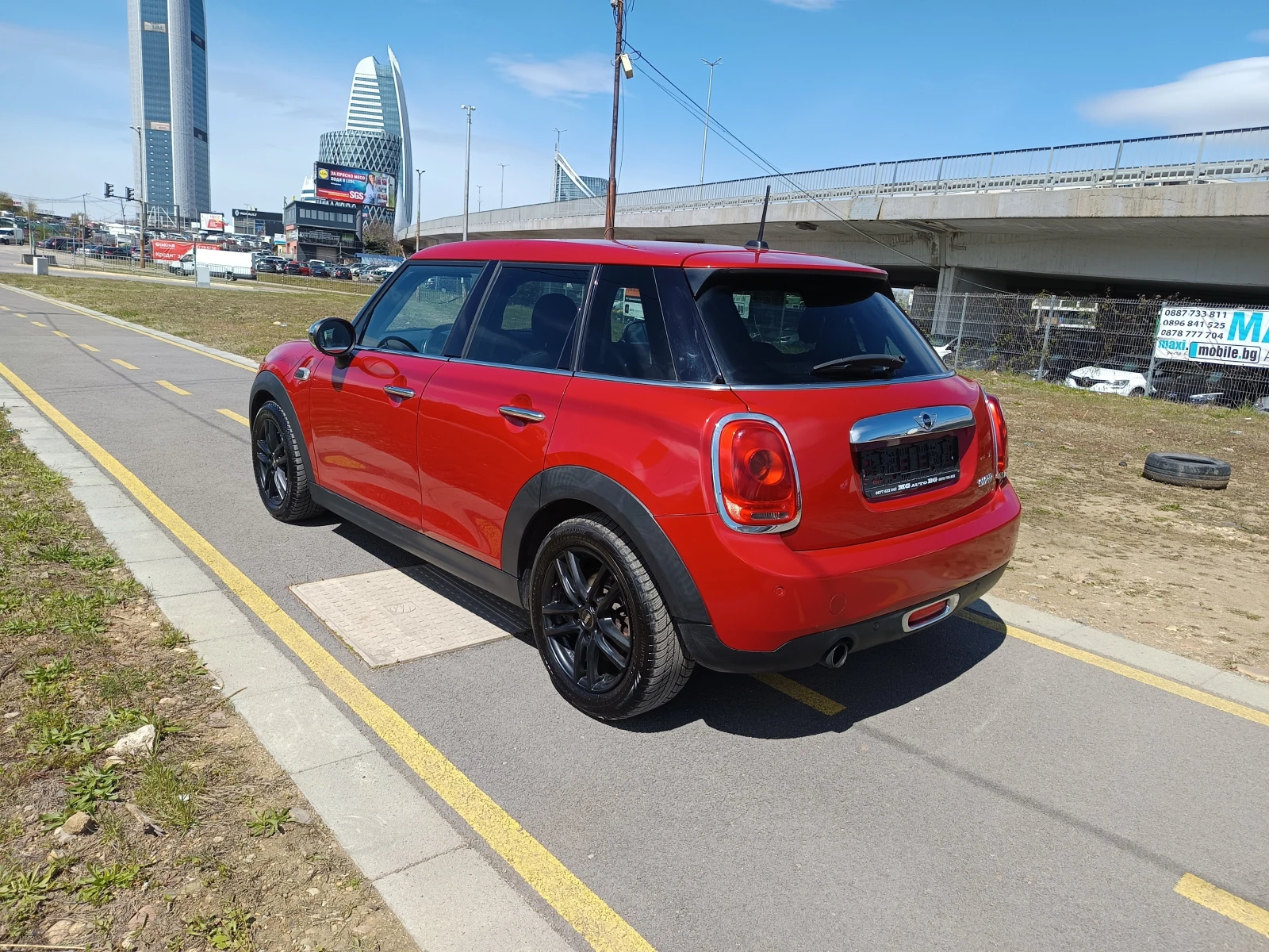 Mini Cooper 1.5 турбо - изображение 7